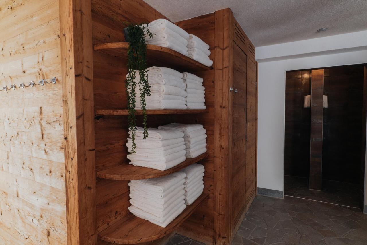 Wellnesshotel Schweizerhof Зас-Фе Экстерьер фото