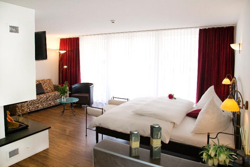 Wellnesshotel Schweizerhof Зас-Фе Экстерьер фото